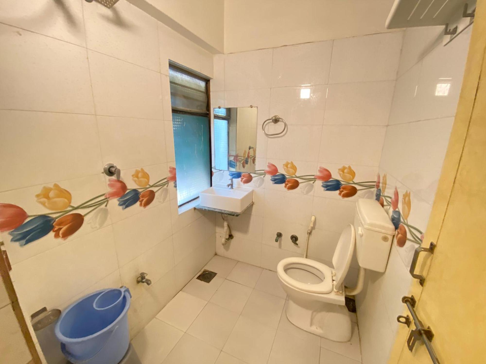 Hotel Abc Satellite Prahlad Nagar Ahmedabad Exteriör bild